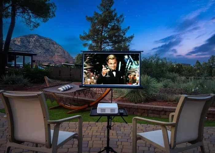 Modern Oasis | Pool/hot Tub/games & Views Holiday home Sedona